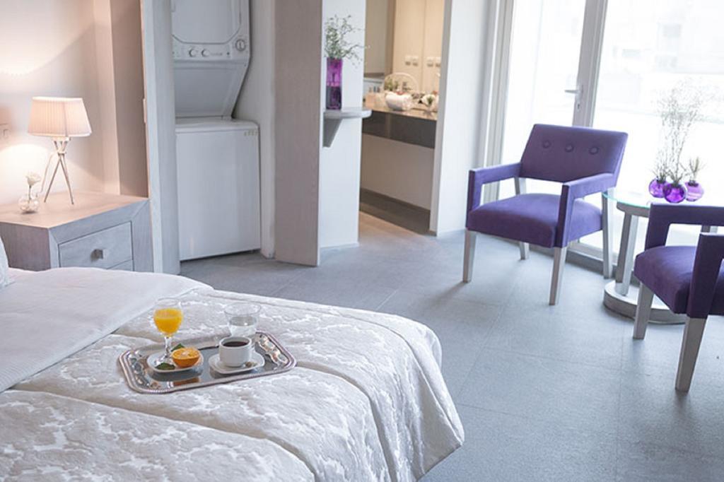 Suites Contempo Meksyk Zewnętrze zdjęcie A room at the hotel