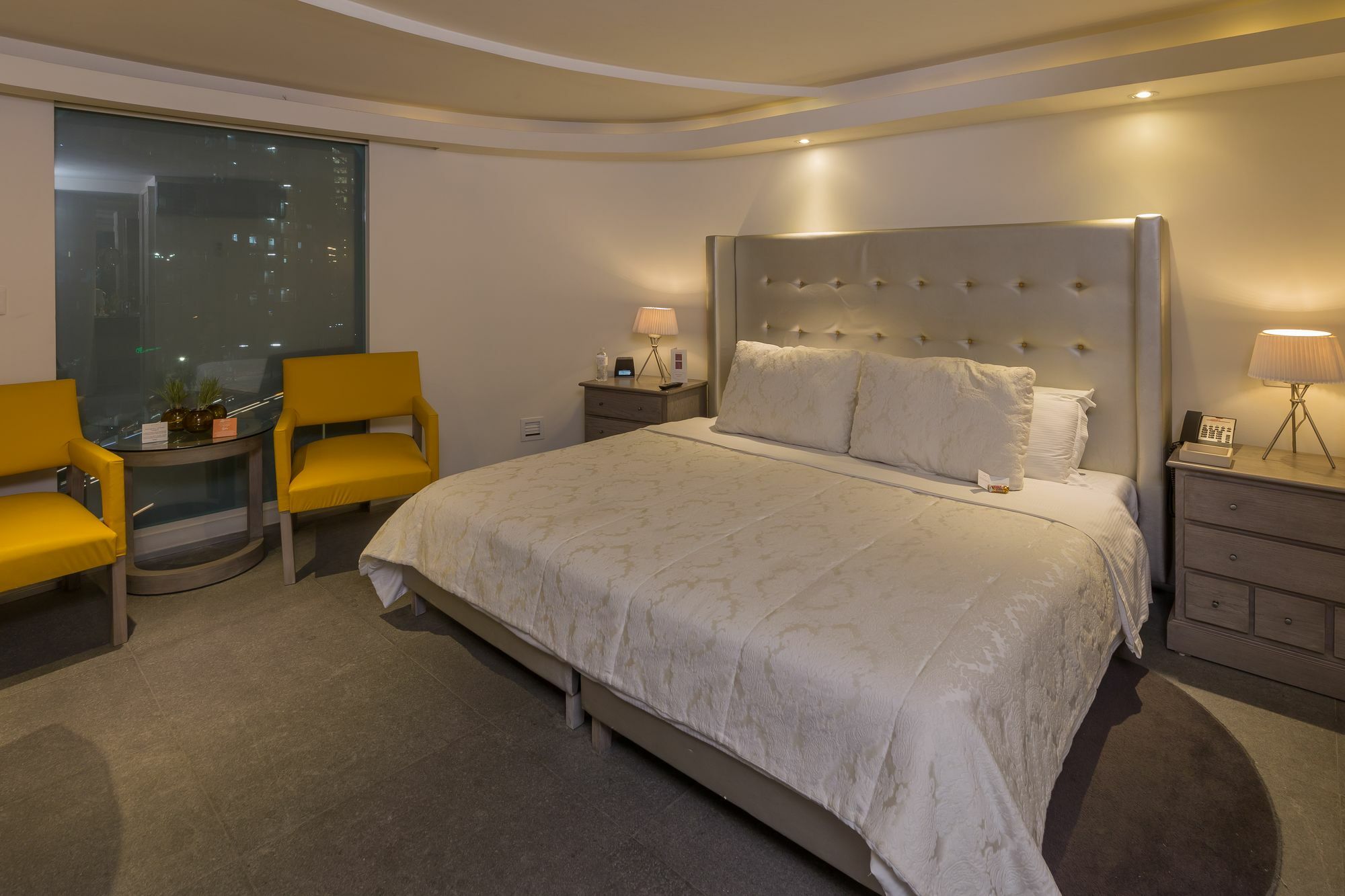 Suites Contempo Meksyk Zewnętrze zdjęcie A bedroom at the hotel